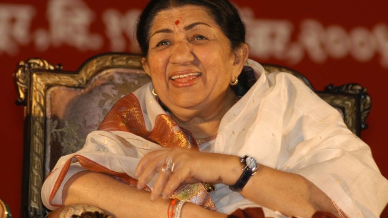 Legendary Singer Lata Mangeshkar Passes Away स्वर कोकिला लता मंगेशकर का निधन