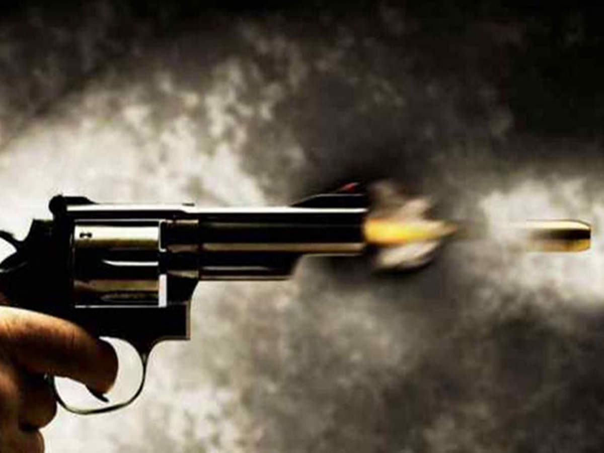 Firing on Kolkata Police in Alwar हमले में तीन पुलिसकर्मी घायल, एक अस्पताल में भर्ती