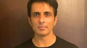 Sonu Sood Appeal To Government : सोनू सूद ने यूक्रेन में फंसे भारतीय छात्रों के लिए चिंता जाहिर की है