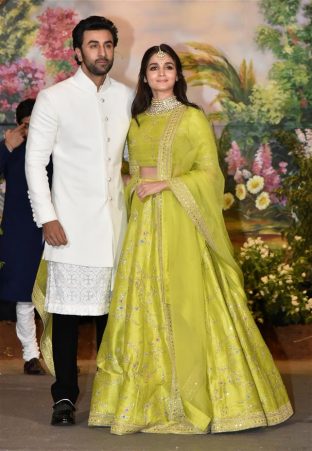 Ranbir Kapoor and Alia Bhatt Marriage : जल्द ही शादी करेंगे रणबीर कपूर और आलिया भट्ट, अप्रैल में होगी सगाई