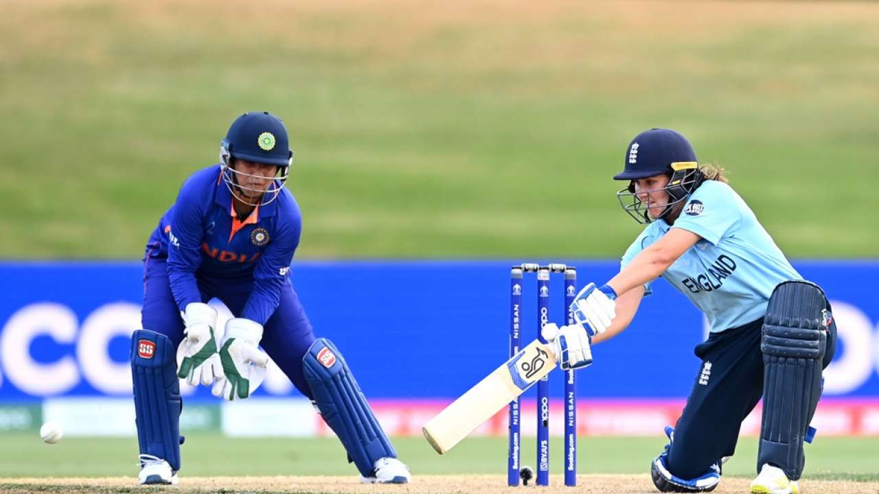 Women’s World Cup 2022 ENG Beat IND इंग्लैंड ने भारत को हरा विश्व कप में खोला जीत का खाता