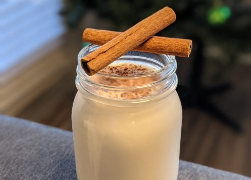 Benefits of Cinnamon Milk : दूध में दालचीनी मिक्स करके पीने से होंगे कोई फायदे