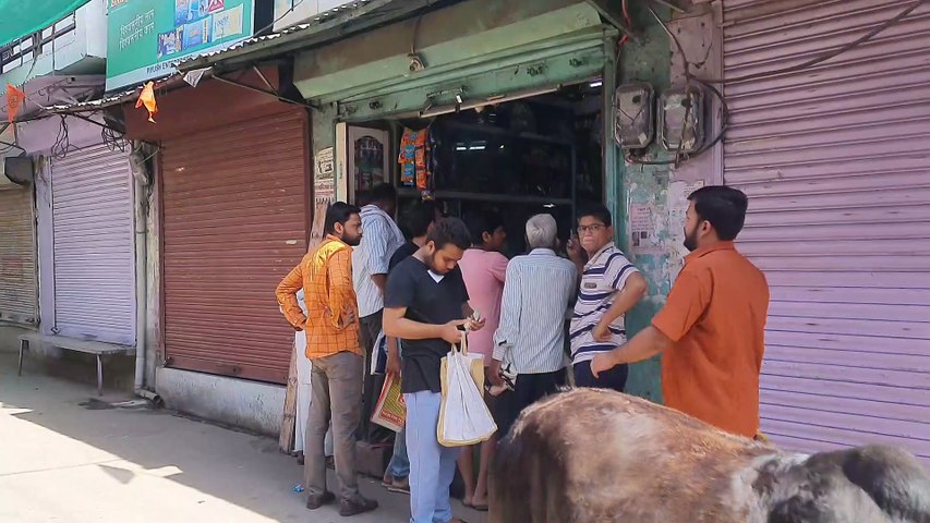 Curfew Relaxed For Two Hours in Karauli करौली में कर्फ्यू में दो घंटे की ढील के बाद आमजन को मिली राहत, इंटरनेट सेवा अभी भी बंद