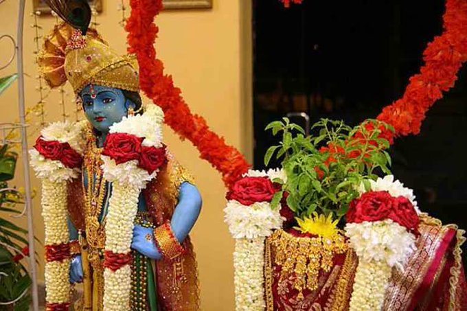 Lord Charbhujanath Marry With Tulsi : तुलसी संग ब्याह रचाने चले भगवान चारभुजानाथ…पुलिस ने रोकी बारात तो हुई नोकझोंक