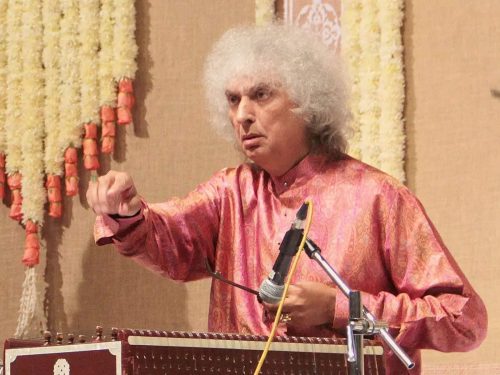 Santoor Vaadak Pandit Shivkumar Sharma का आज मुंबई में निधन हो गया