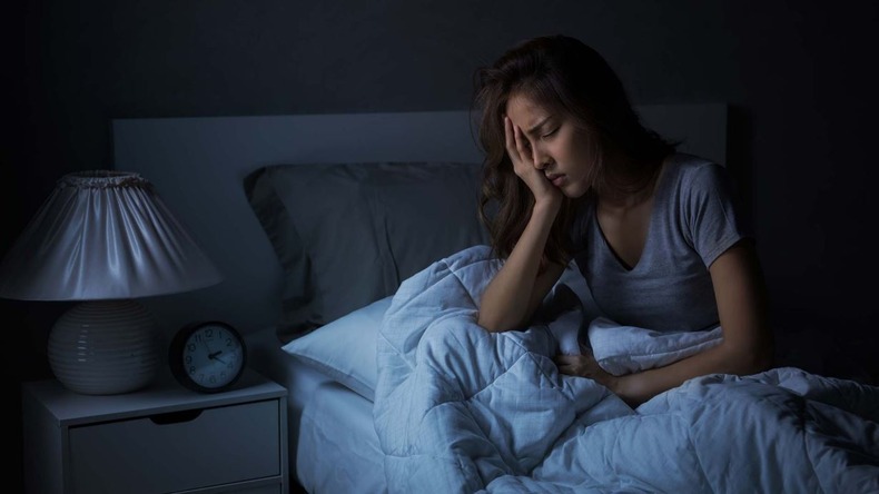 Tips To Conquer Insomnia: अगर आपको भी नहीं आती रात में  चैन की नींद, तो सोने से पहले करें इन आसान टिप्स को  फॉलो