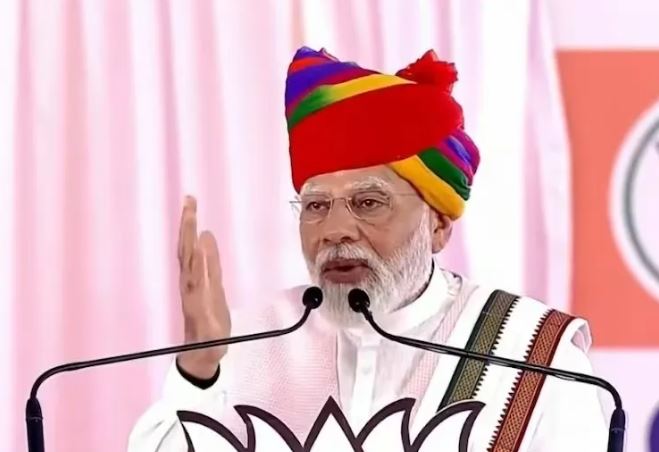 Rajasthan: पीएम मोदी ने अजमेर में जनसभा को किया सम्बोधित, कहा- कांग्रेस सरकार में कब दंगा हो जाए, इसकी गारंटी नहीं