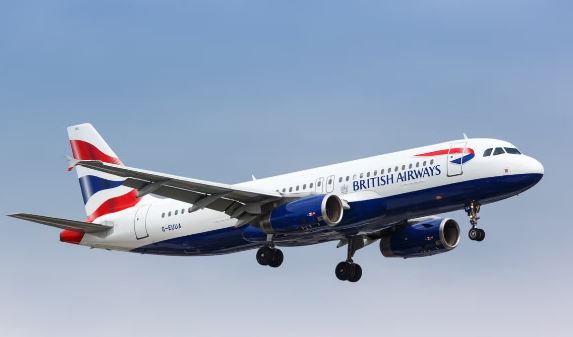 British Airways: उड़ान भरने से पहले यात्रियों के सामने गई जान, 52 साल की उम्र में दुनिया को कहा अलविदा