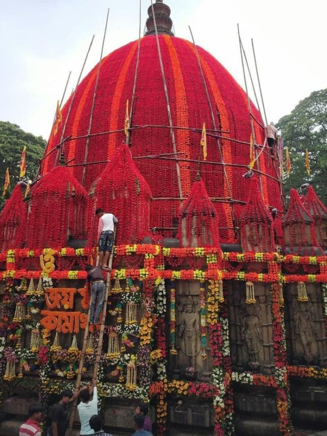 वह मंदिर, जहां रोते हैं देवता