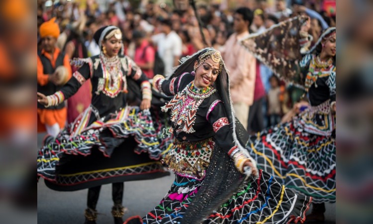 Gangaur: मेवाड़ में गणगौर पर्व का उल्लास, ठाठ बाट से निकली शाही सवारी