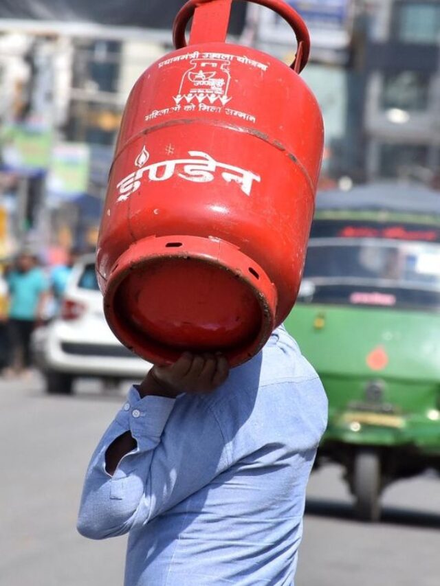 गैस सिलेंडर की भी होती है एक्सपायरी डेट, ऐसे चेक करें वरना किसी दिन हो जाएगा ब्लास्ट