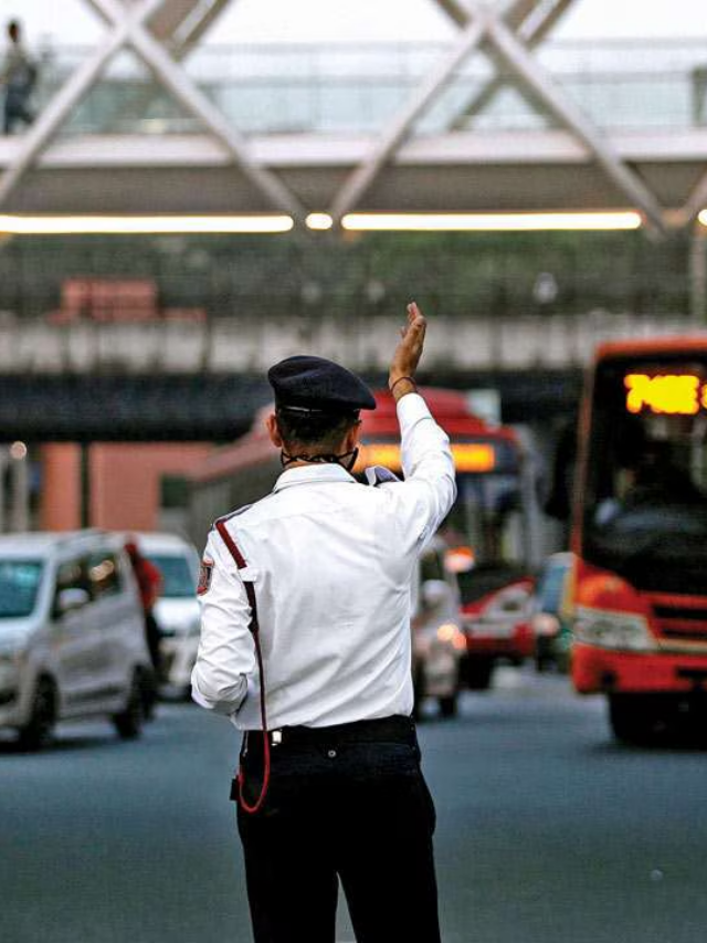 ट्रैफिक पुलिस के साथ हो गया भयानक कांड!