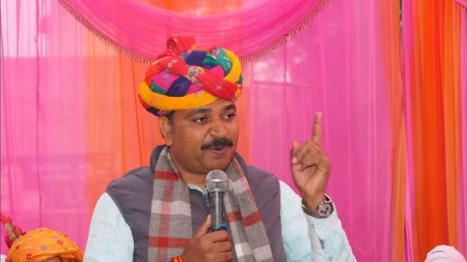 Rajasthan News: नेता प्रतिपक्ष टीकाराम जूली बोले- ‘सरकार ने राजस्थान के हक और अधिकार दिल्ली में गिरवी रखे’