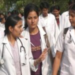 MBBS छात्र